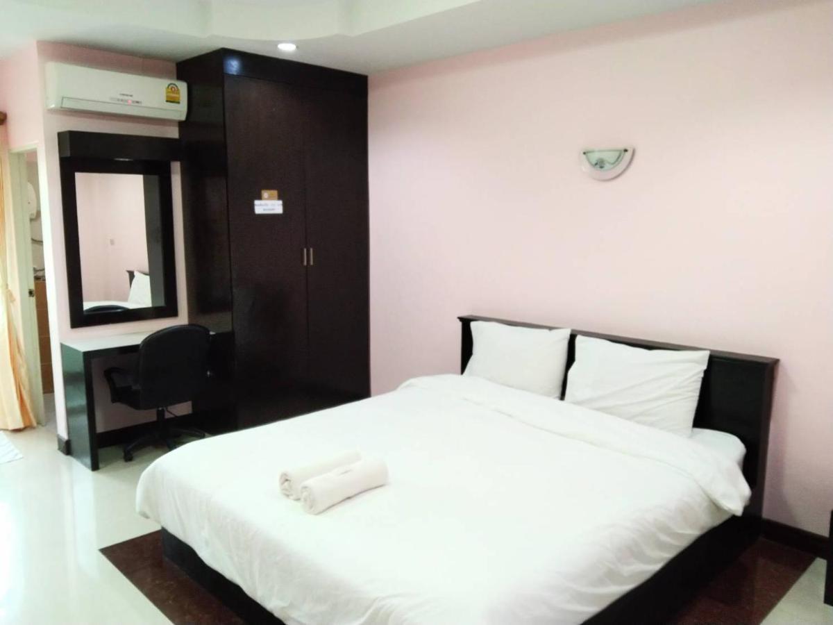 Oyo 75399 Choktipparat Place Udonthani Kültér fotó