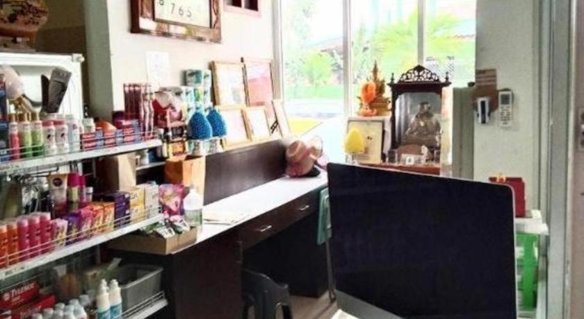 Oyo 75399 Choktipparat Place Udonthani Kültér fotó